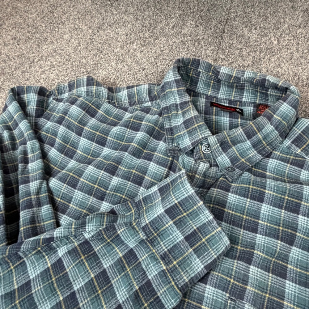Wolverine Mens XL Blue Plaid Flannel Long Sleeve Button Down Work Shirt Cotton